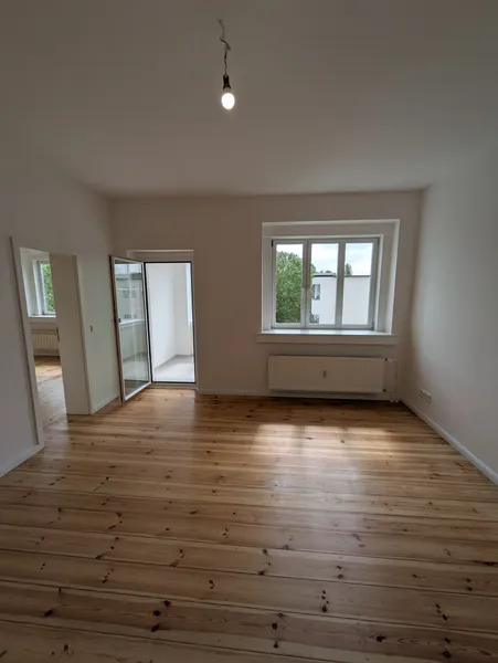 Helle 2 Zimmer Wohnung nahe Kurt-Schumacher-Platz sucht neue Mieter! — photo 1